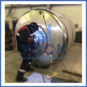 Купить баки и ёмкости из нержавеющей стали от завода УЗСК в Волгограде